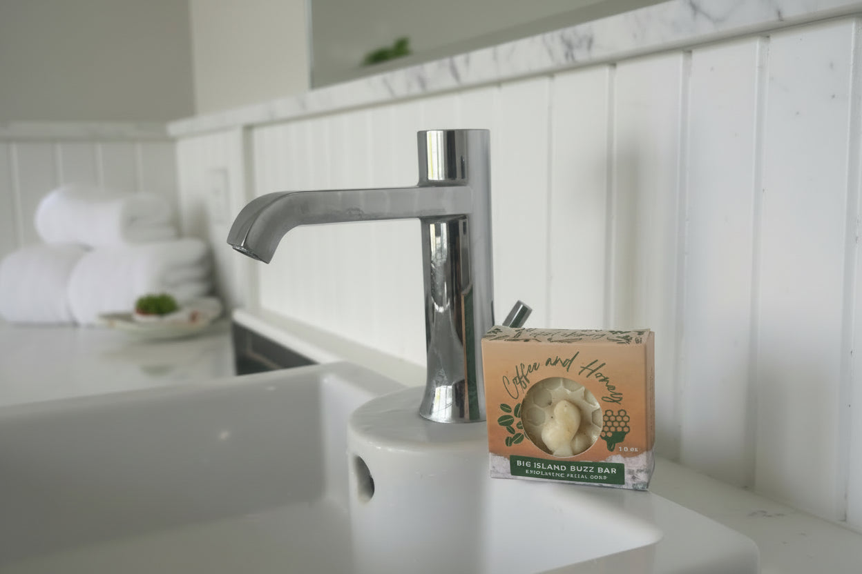 Moisturizing Buzz Bar facial soap with macadamia oil for radiant, healthy skin